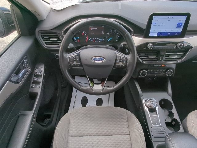 Used 2021 Ford Escape SE w/ Cold Weather Package AWD/4WD image 6