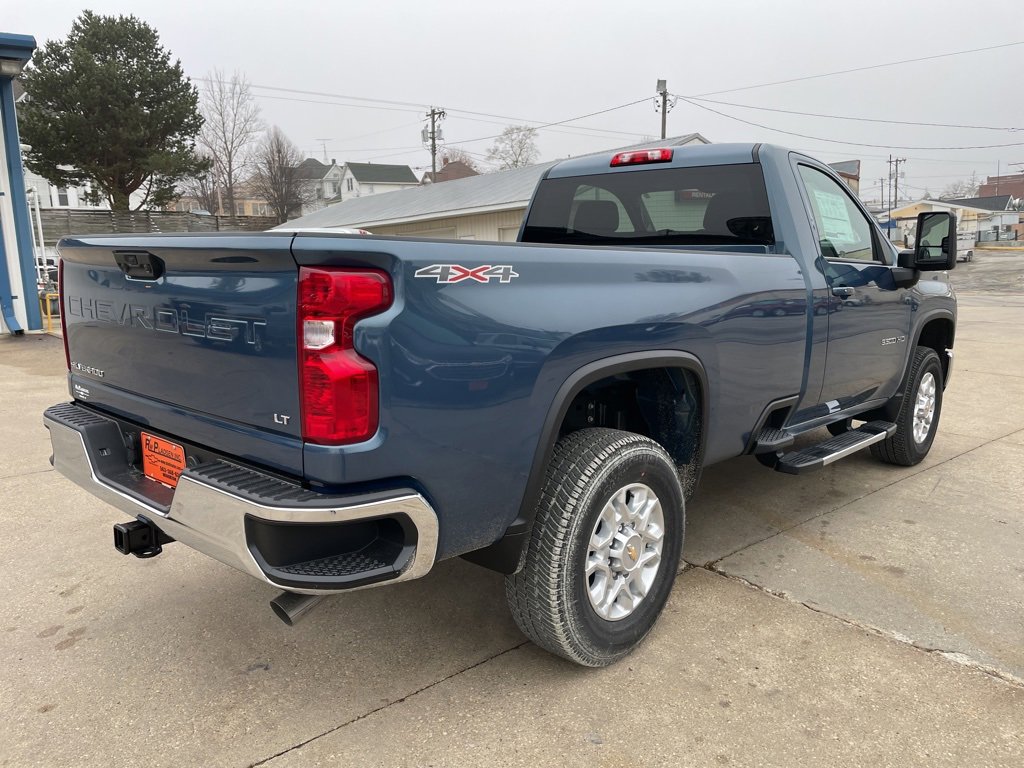 New 2026 Chevrolet Silverado 3500 LT image 14