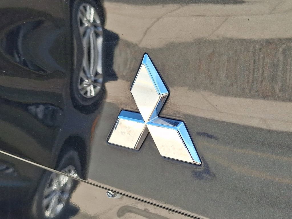 Used 2022 Mitsubishi Outlander SEL AWD/4WD image 28