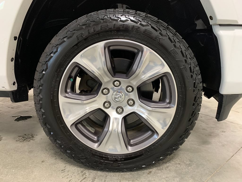 Used 2020 RAM 1500 Laramie w/ Sport Appearance Package AWD/4WD image 27