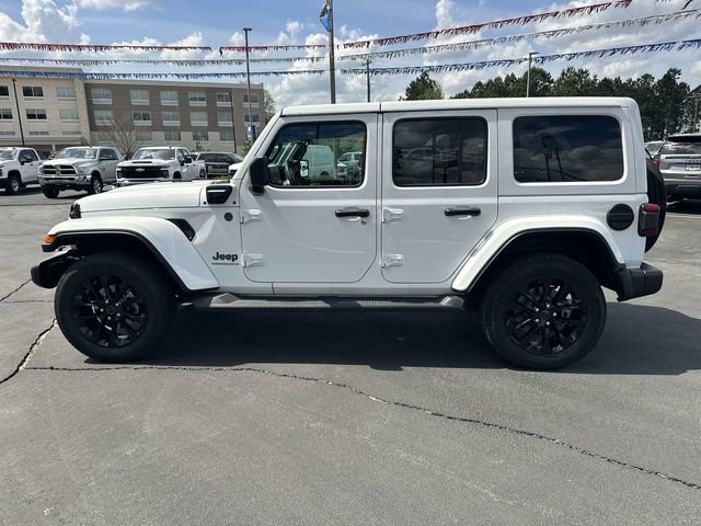 Used 2025 Jeep Wrangler Unlimited Sahara image 5