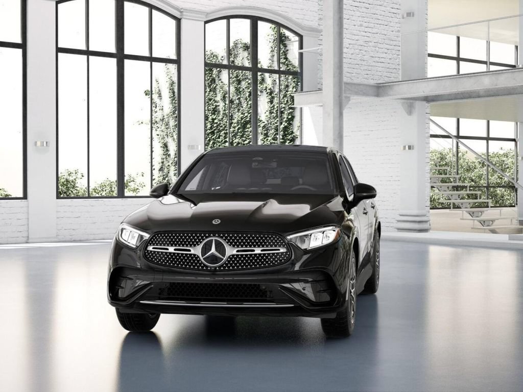 Certified 2025 Mercedes-Benz GLC 300 4MATIC image 42