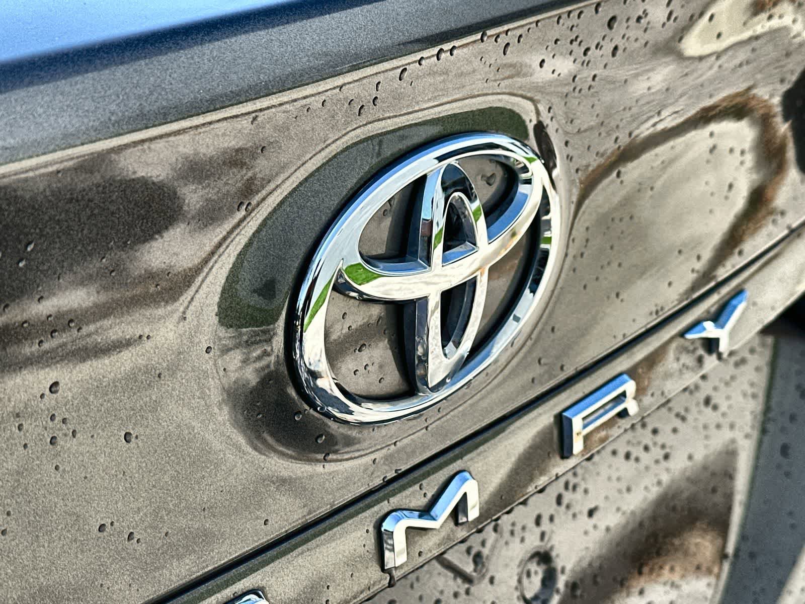 Used 2019 Toyota Camry XLE image 16