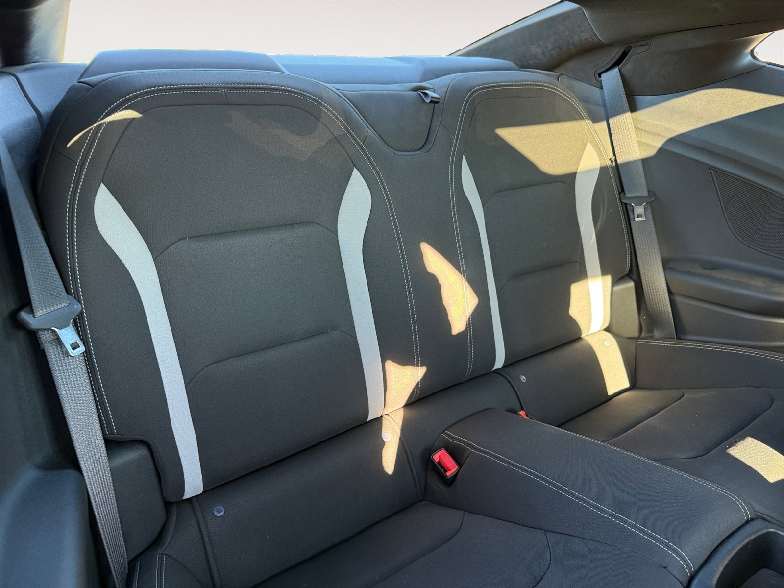 Used 2022 Chevrolet Camaro LT w/ RS Package image 18