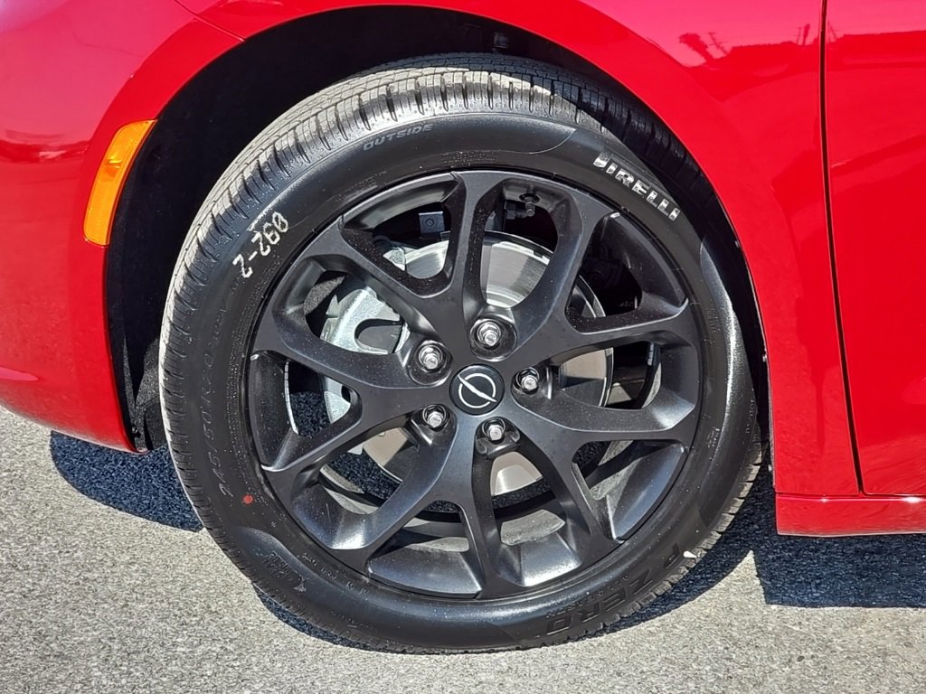 New 2026 Chrysler Pacifica Select image 10