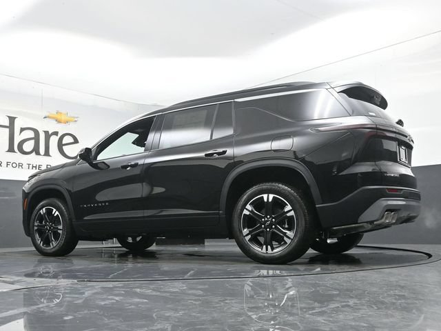 New 2027 Chevrolet Traverse LT w/ Sun and Wheel Package FWD image 34