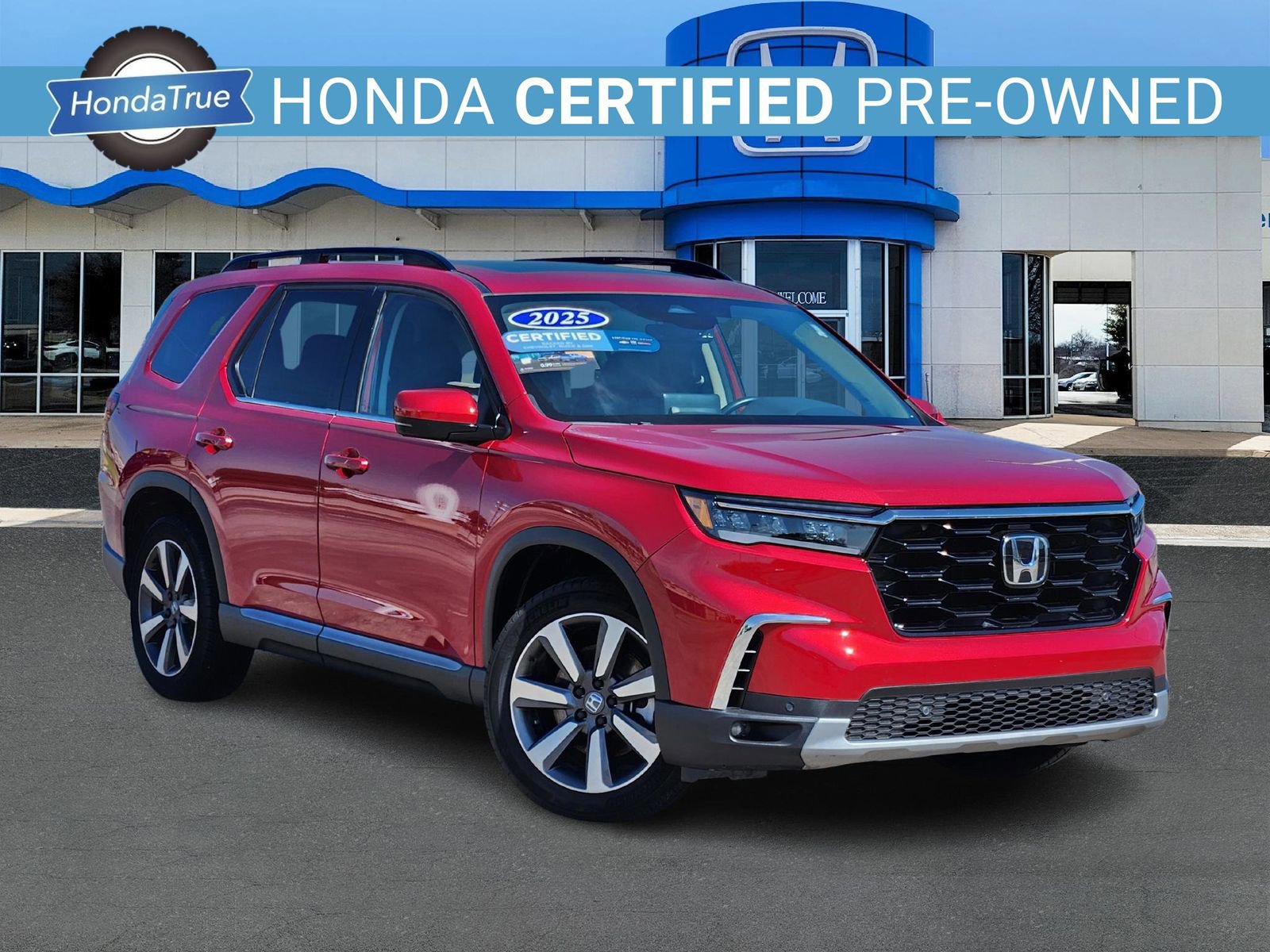 Certified 2025 Honda Pilot Touring