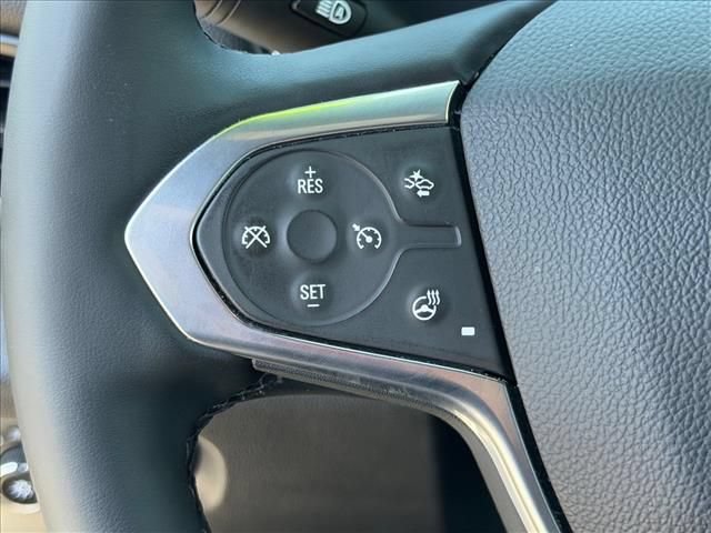 Certified 2023 Chevrolet Traverse LT FWD image 18
