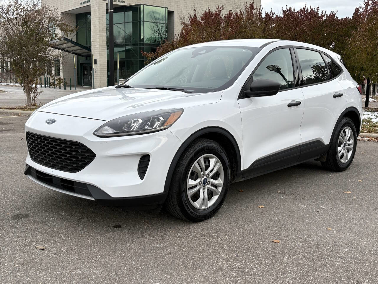 Used 2020 Ford Escape S image 1