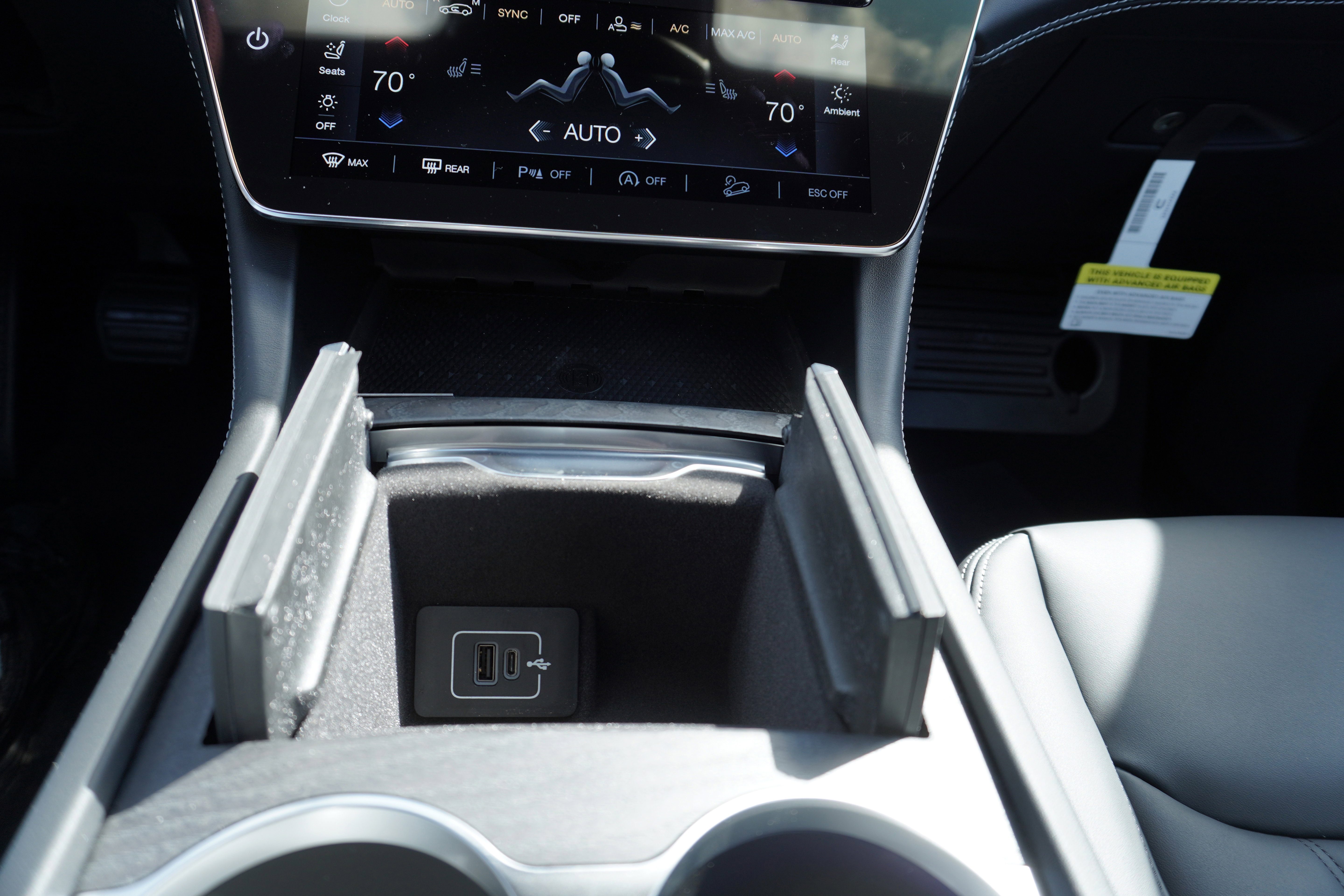 New 2025 Maserati Grecale Modena image 13