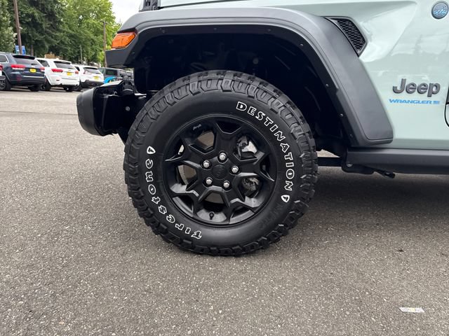 Used 2023 Jeep Wrangler Unlimited AWD/4WD image 28