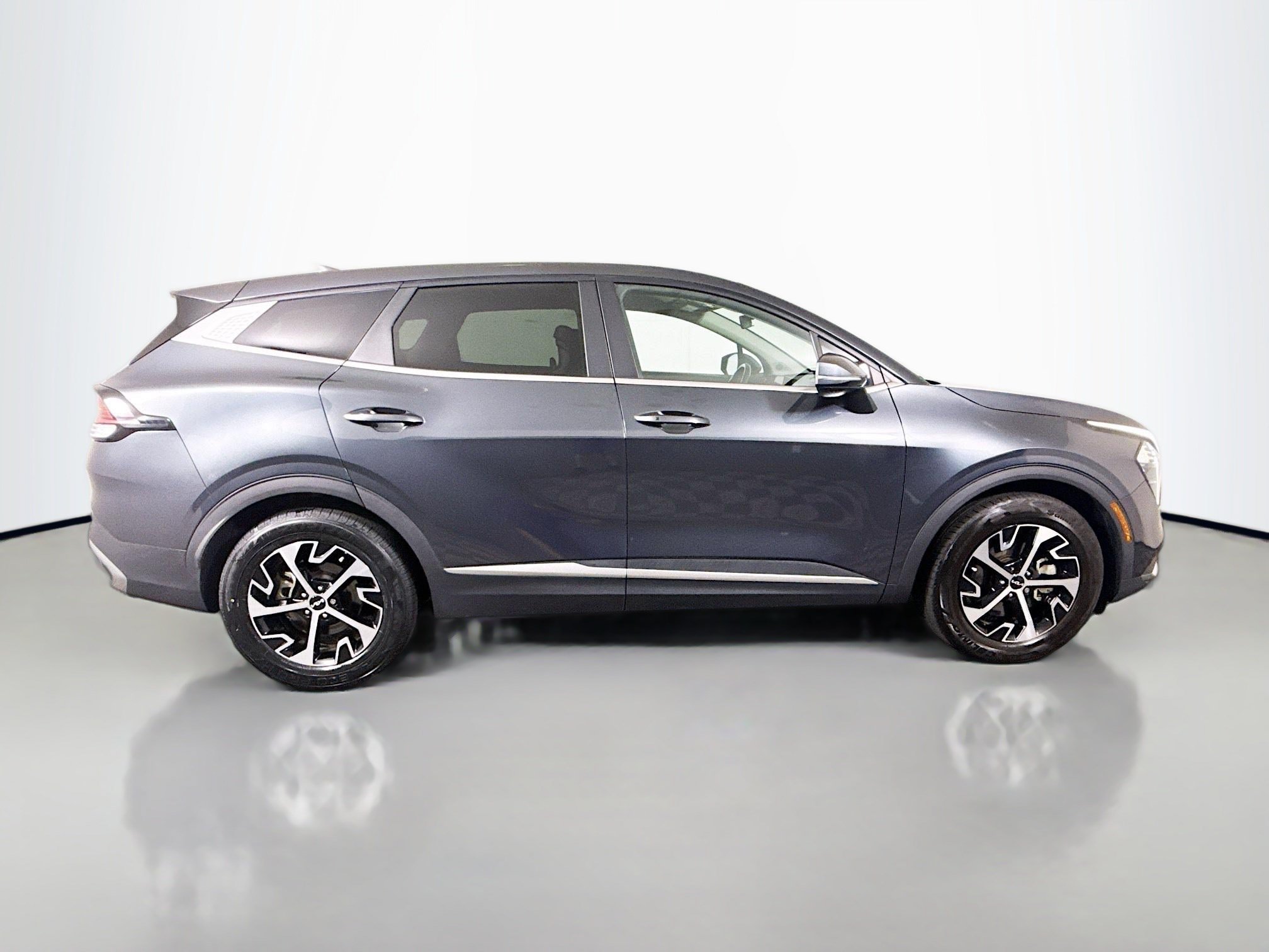 Used 2023 Kia Sportage EX FWD image 11