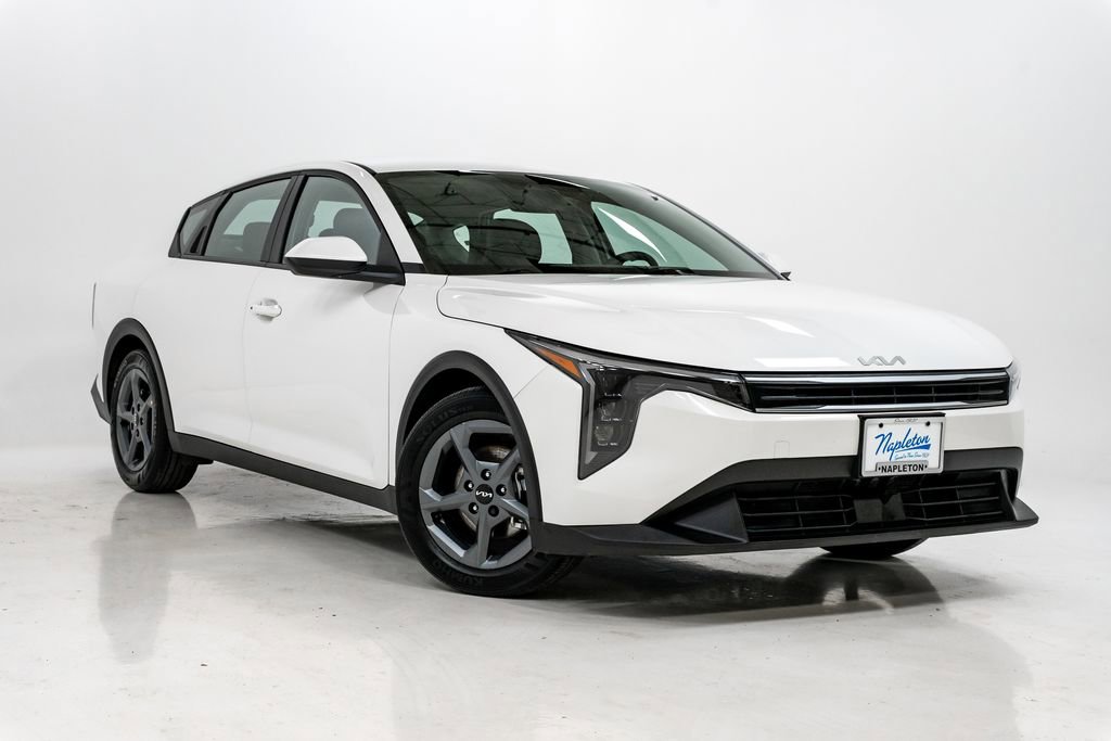 Certified 2025 Kia K4 LXS image 6
