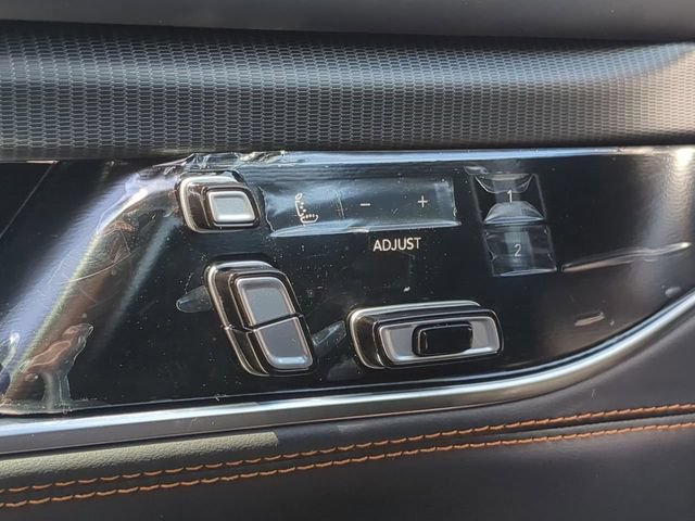 New 2026 Jeep Grand Wagoneer L Summit AWD/4WD image 24