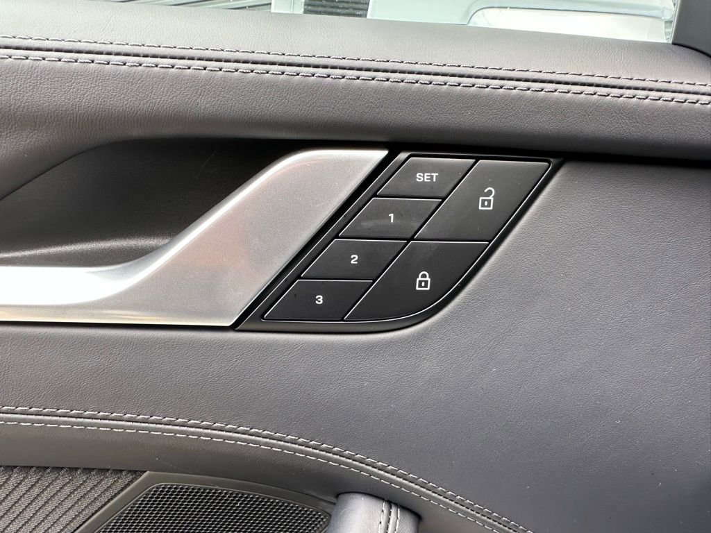 Certified 2025 Porsche 911 Turbo S AWD/4WD image 21