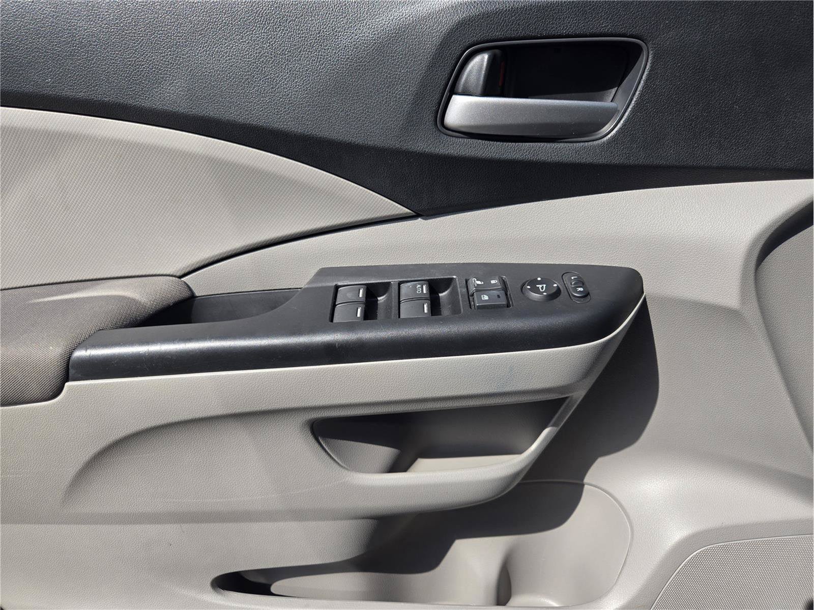 Used 2014 Honda CR-V LX image 19