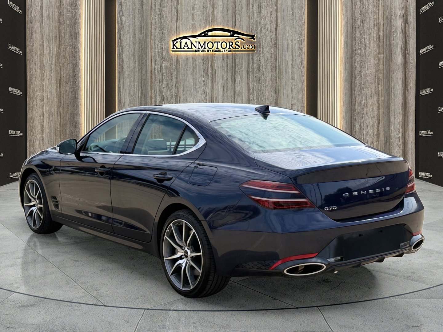 Used 2026 Genesis G70 2.5T image 5