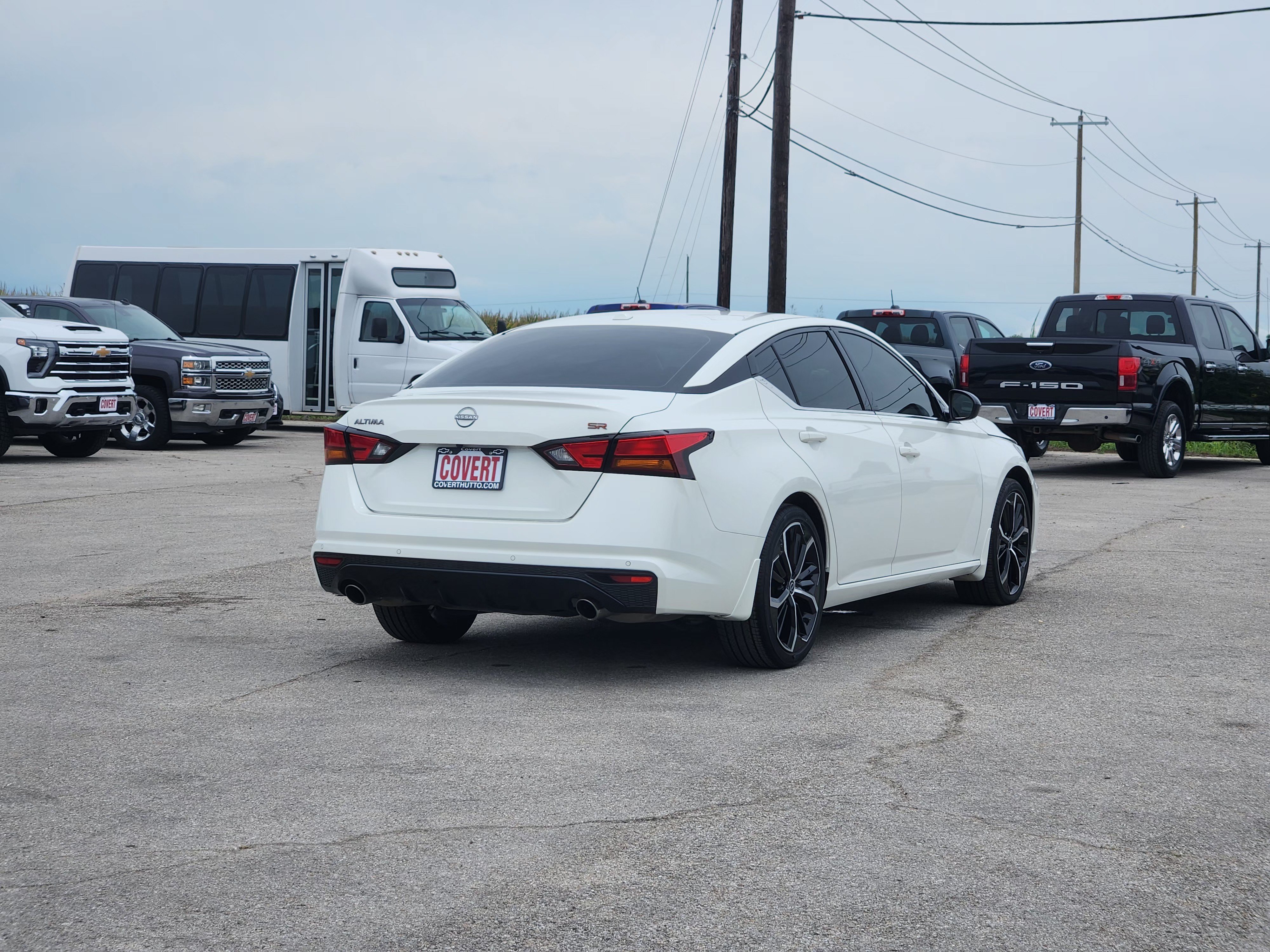 Used 2024 Nissan Altima 2.5 SR FWD image 7