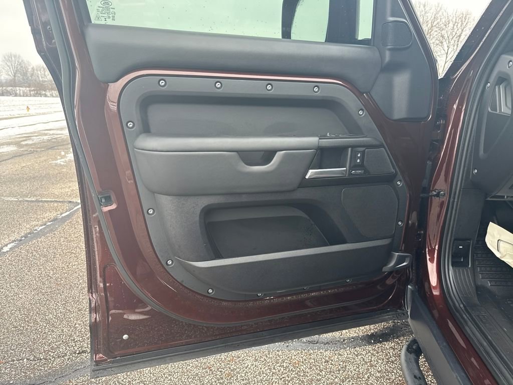 Used 2025 Land Rover Defender 110 Sedona Red Edition image 12