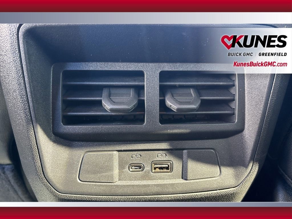 New 2025 GMC Canyon Elevation w/ Convenience Package image 39