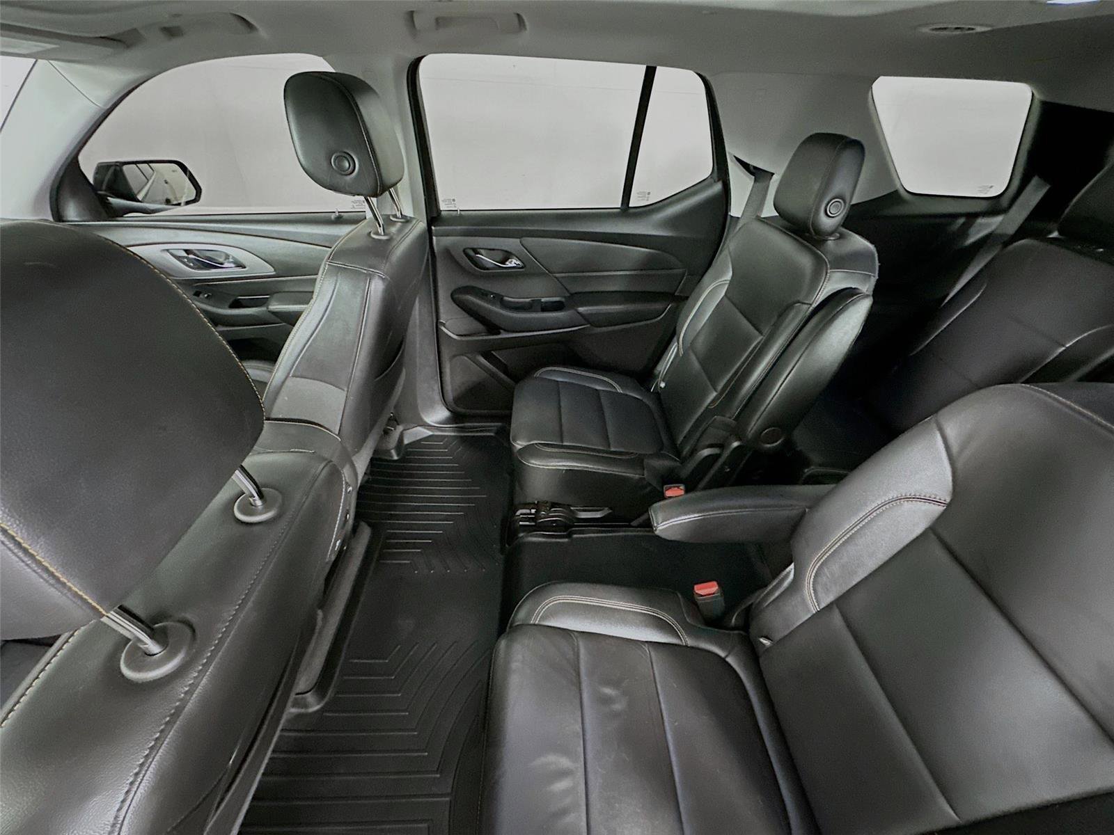 Used 2018 Chevrolet Traverse LT image 20