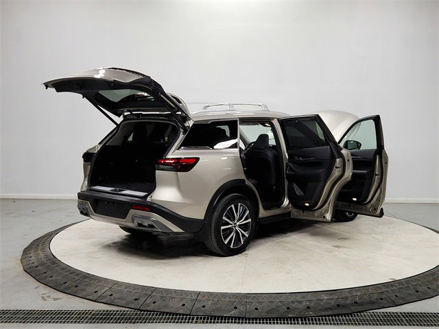 Used 2025 INFINITI QX60 Sensory image 15