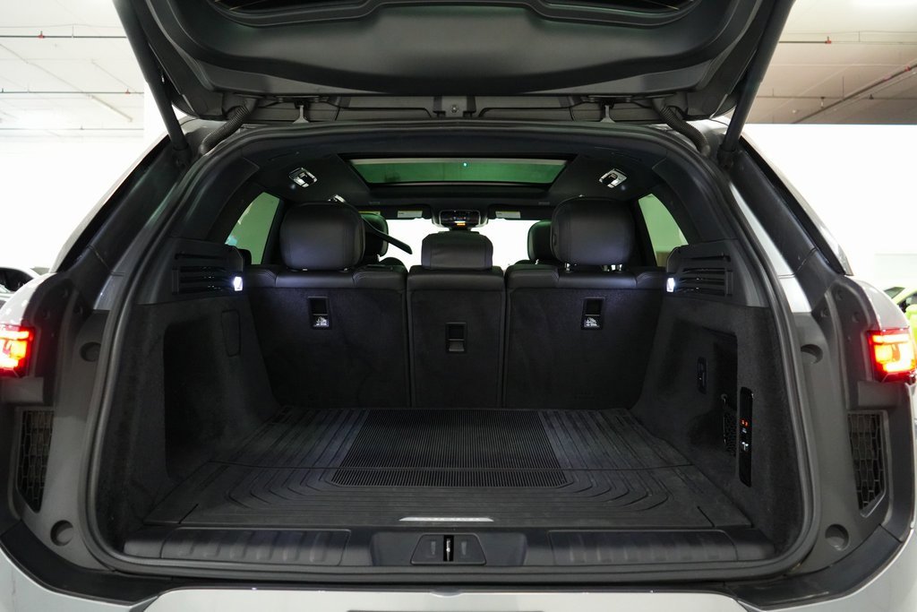 Used 2023 Land Rover Range Rover Sport SE Dynamic image 31