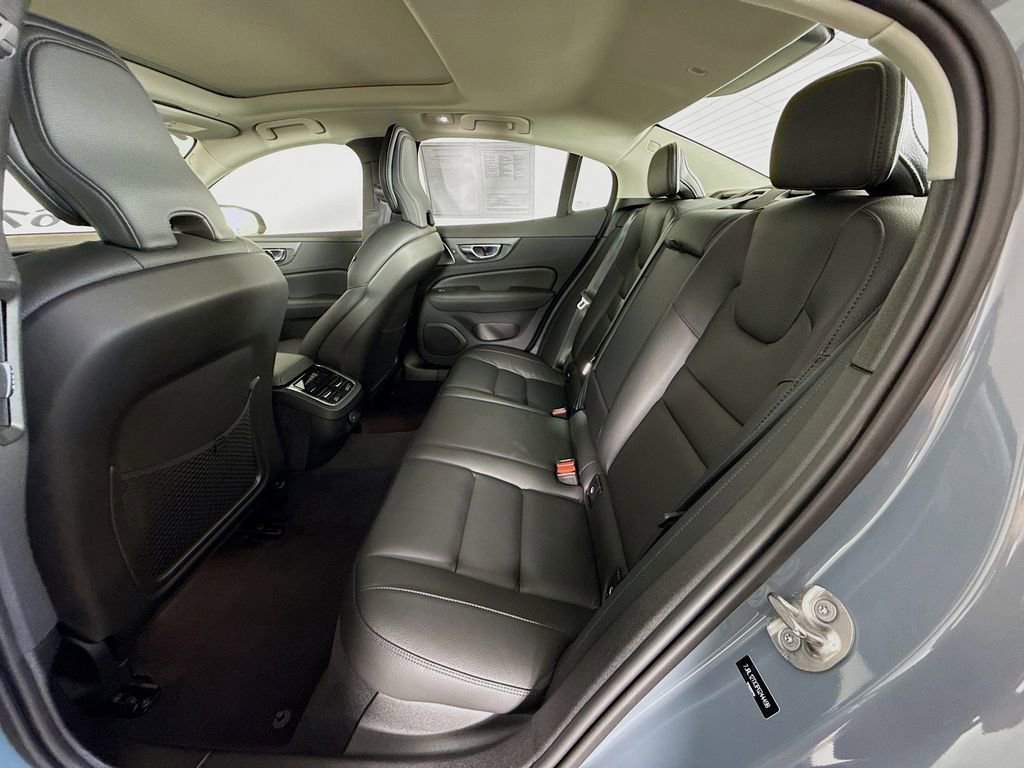 Used 2023 Volvo S60 B5 Ultimate w/ Climate Package image 26