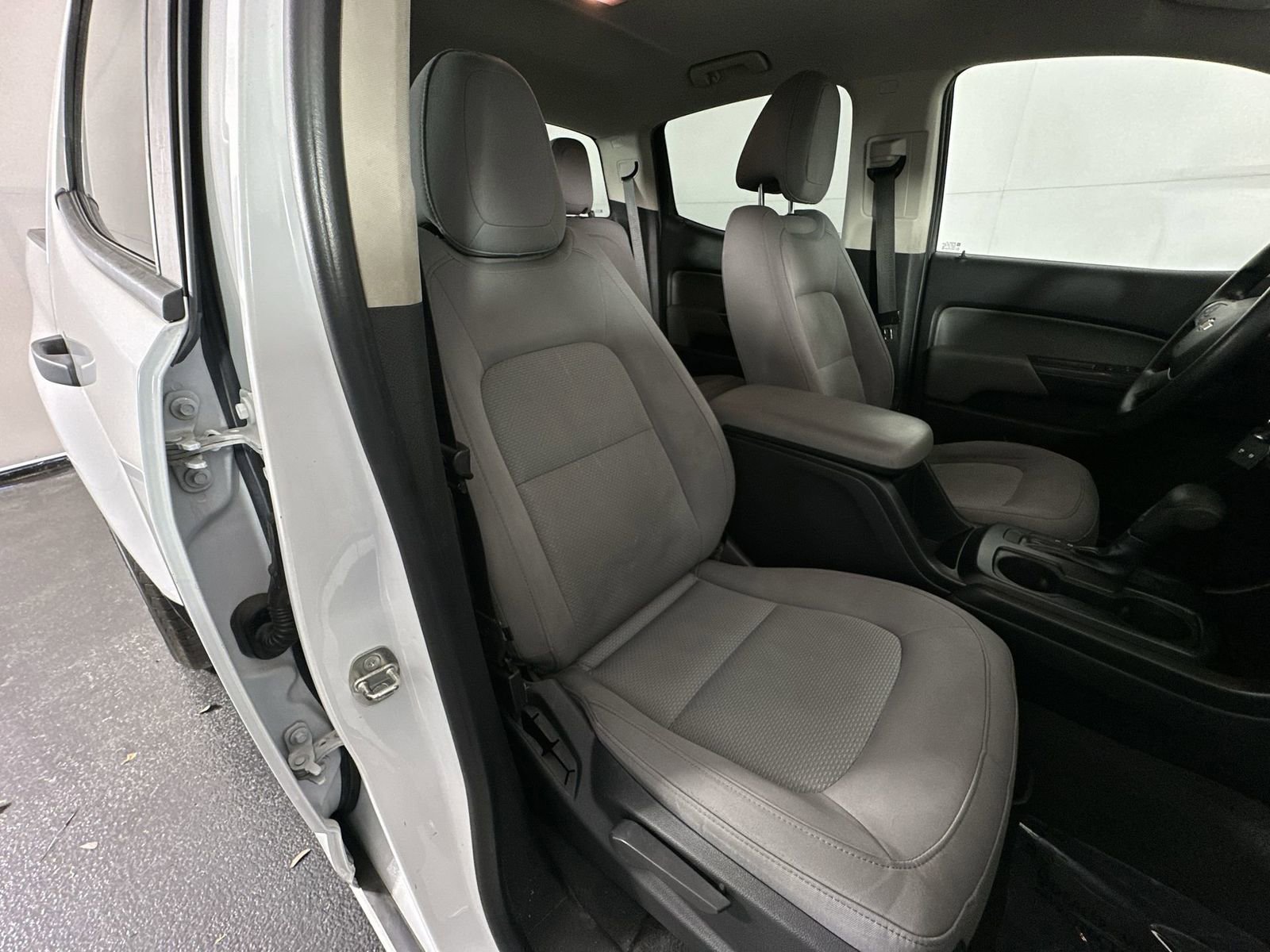 Used 2019 Chevrolet Colorado W/T w/ WT Convenience Package image 31