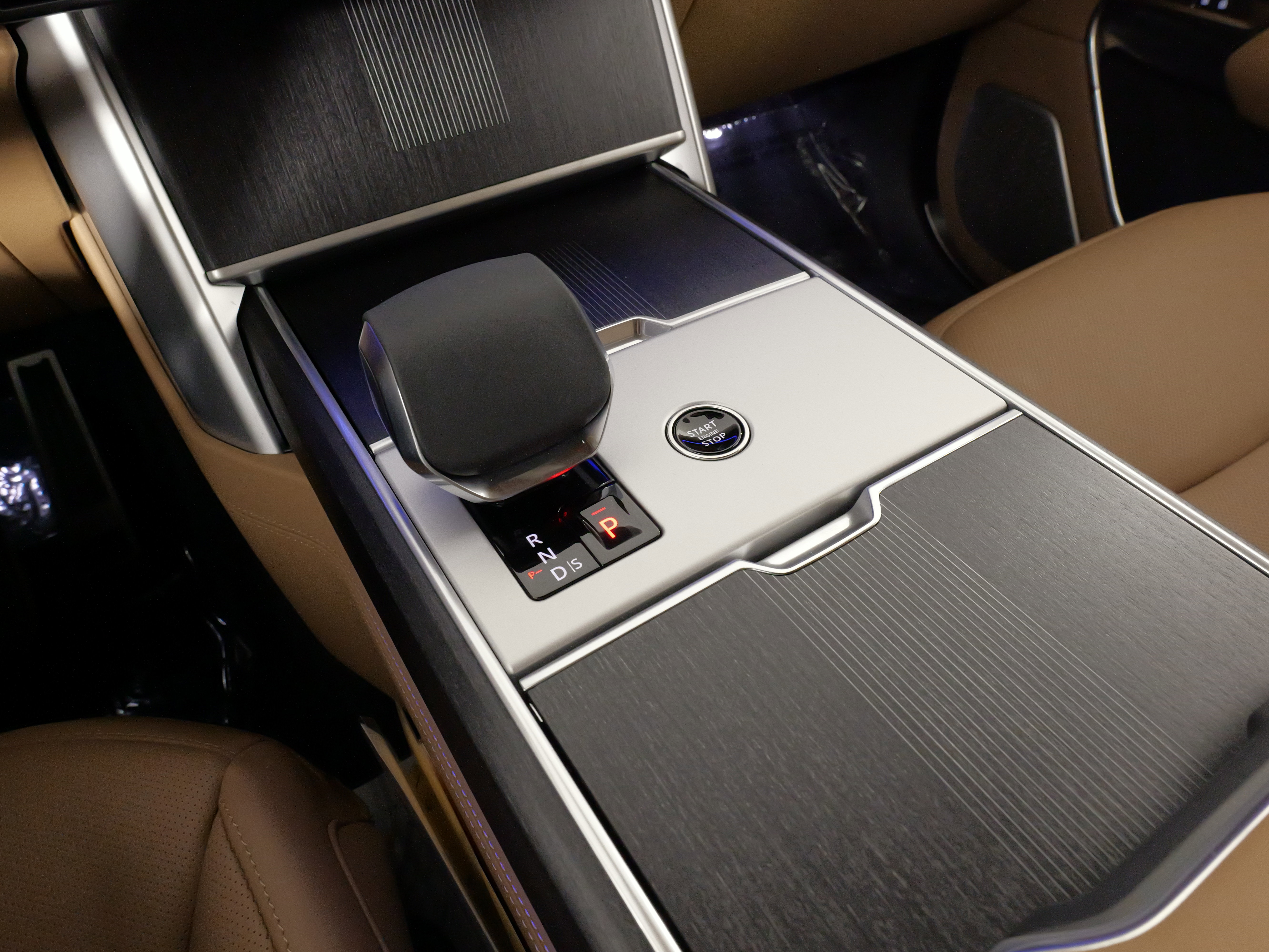 Used 2025 Land Rover Range Rover Autobiography image 73