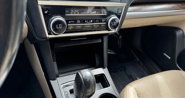 Used 2018 Subaru Outback 3.6R Limited AWD/4WD image 15
