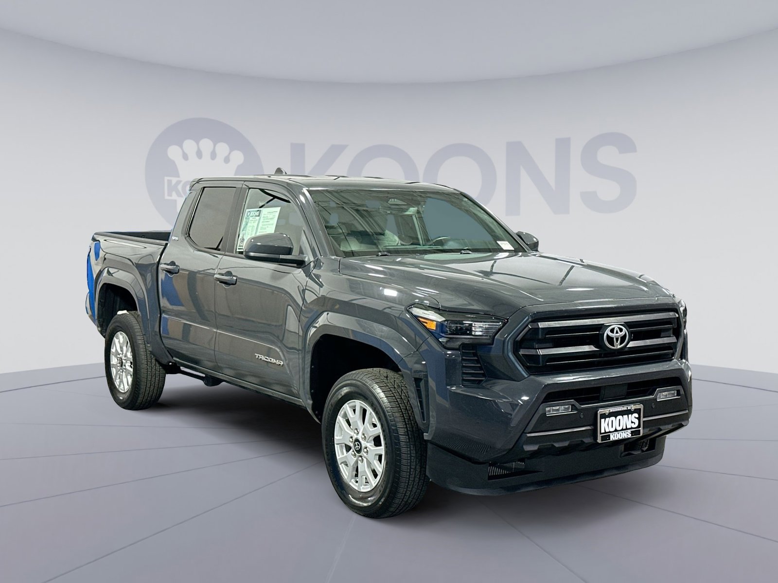Used 2024 Toyota Tacoma SR5 image 10