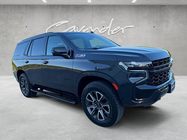 Used 2023 Chevrolet Tahoe Z71 w/ Luxury Package AWD/4WD image 2