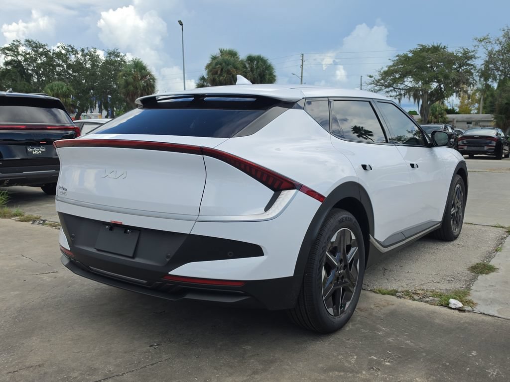 New 2026 Kia EV6 Light AWD/4WD image 7