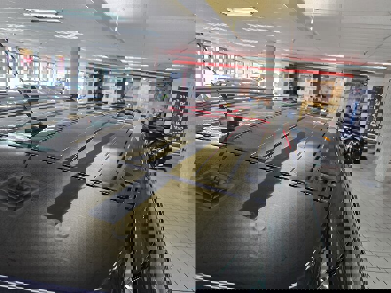 Used 2015 Ford Explorer Limited image 36