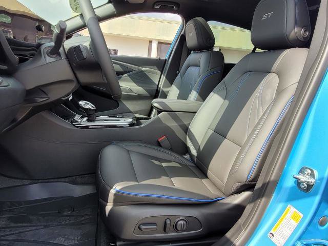 New 2025 Buick Envista Sport Touring w/ Convenience I Package image 3