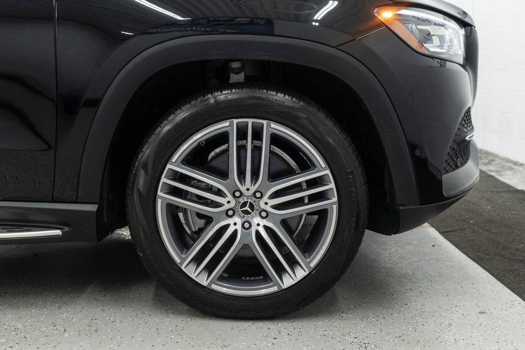 Used 2022 Mercedes-Benz GLS 450 4MATIC image 41