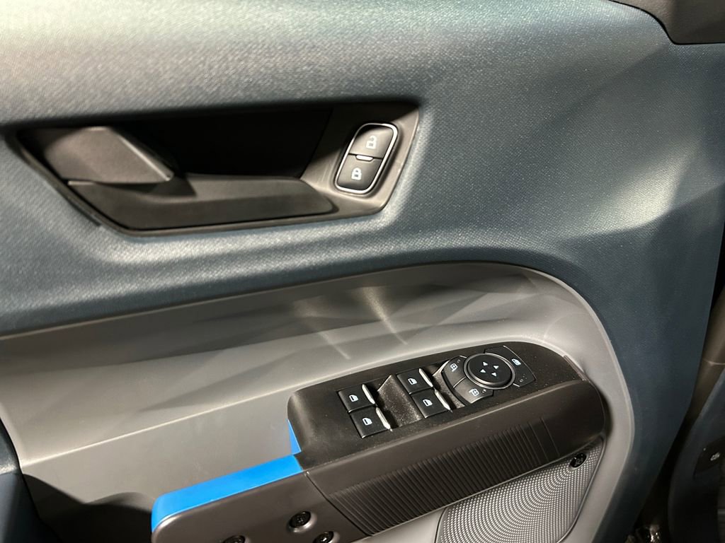 New 2025 Ford Maverick Lobo image 24