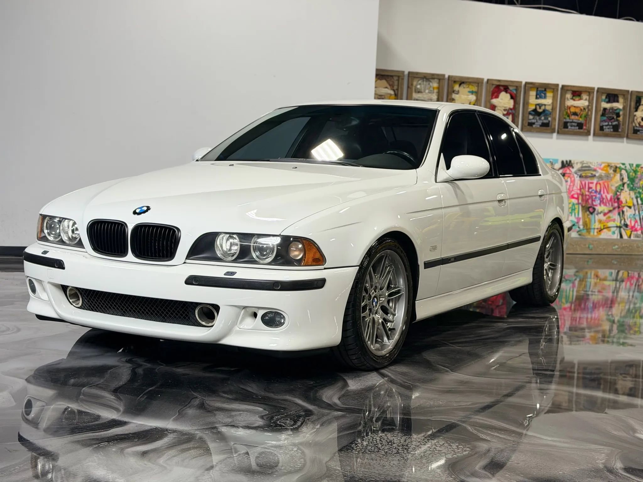 Used 2003 BMW M5 image 36