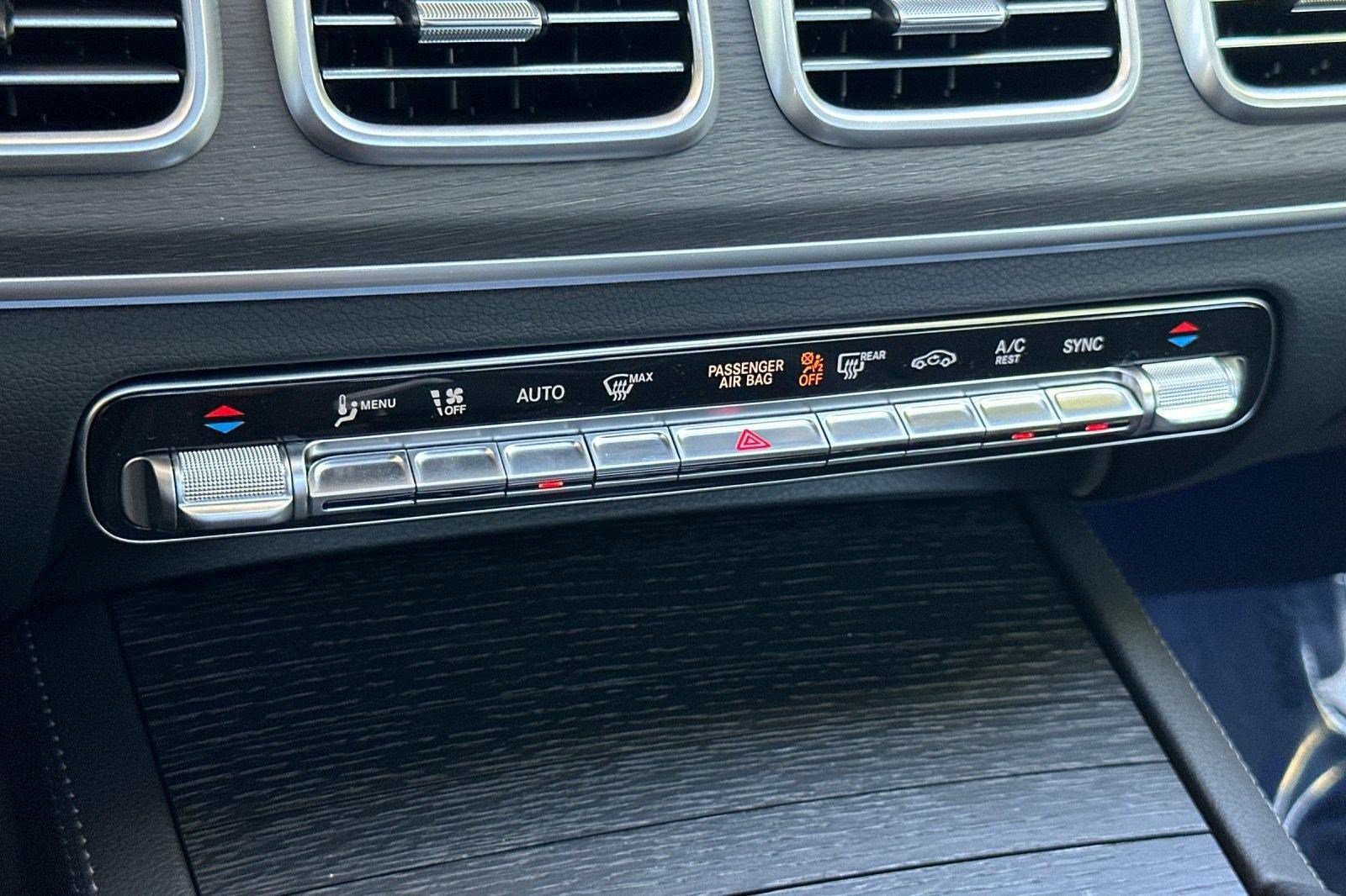 New 2026 Mercedes-Benz GLE 450 4MATIC image 17