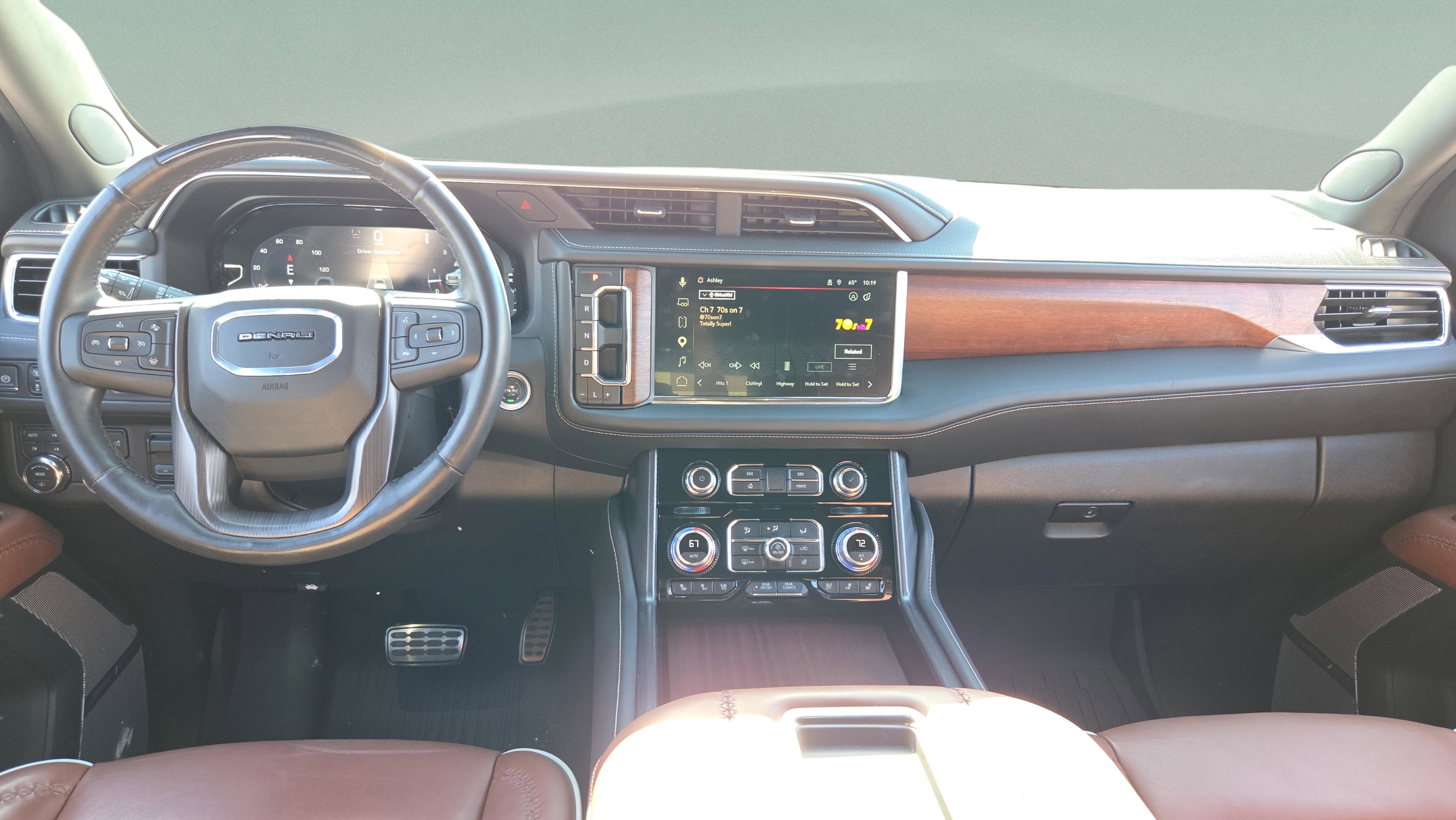 Certified 2024 GMC Yukon Denali Ultimate image 14