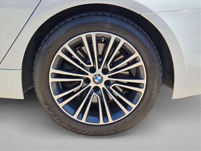 Used 2018 BMW 540i xDrive AWD/4WD image 25