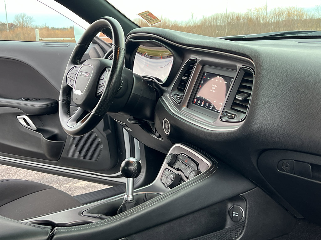 Used 2022 Dodge Challenger R/T w/ Blacktop Package image 29