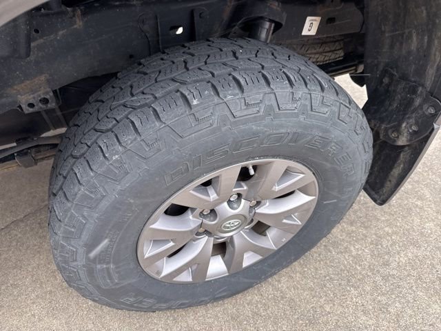 Used 2018 Toyota Tacoma SR5 image 5