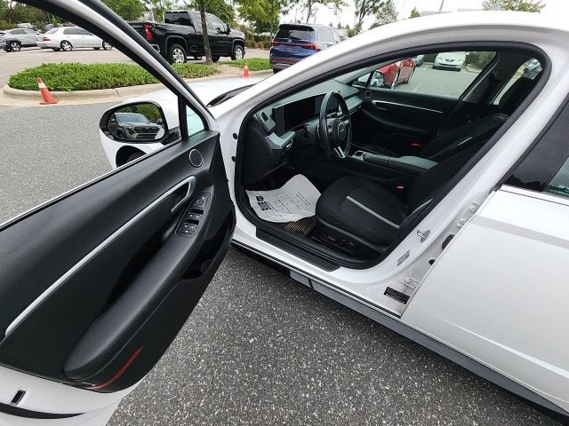 Used 2025 Hyundai Sonata SEL FWD image 22