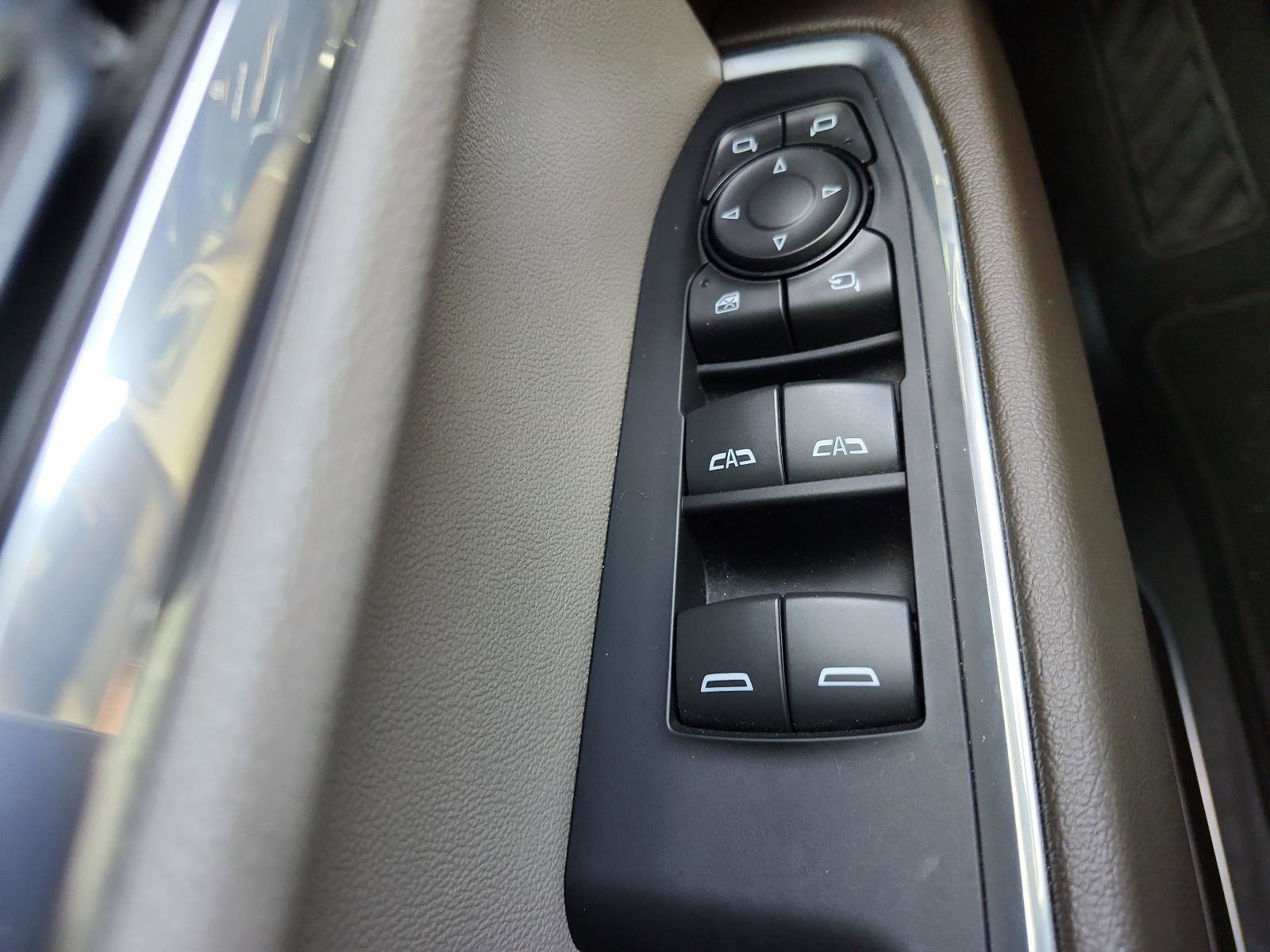 Used 2023 GMC Sierra 1500 SLT image 21