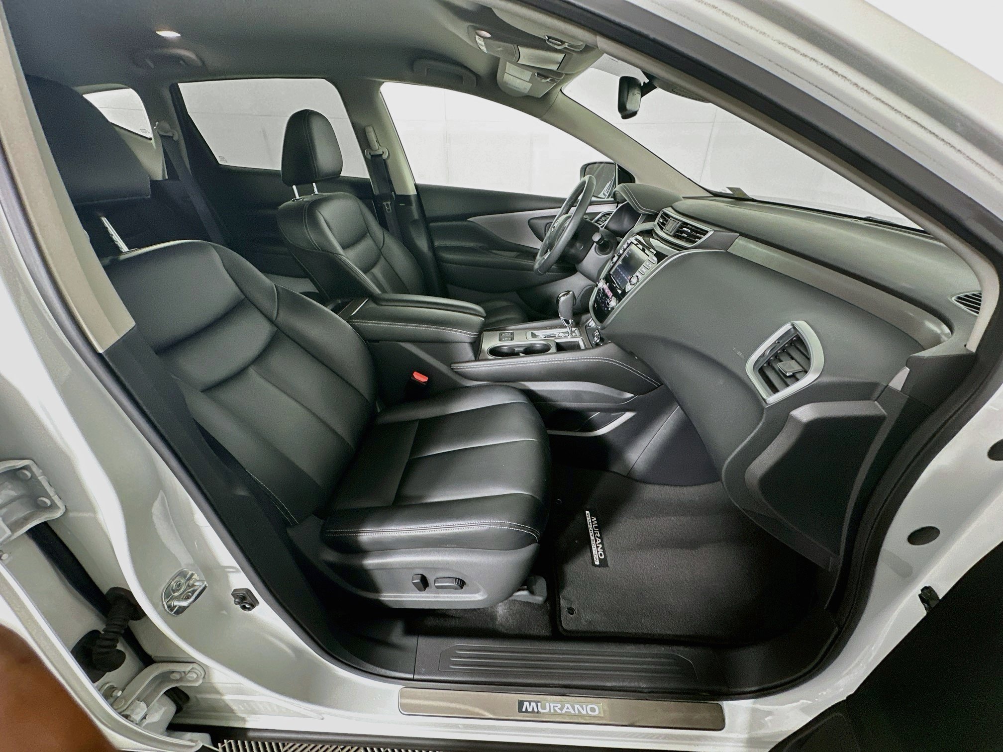 Used 2024 Nissan Murano SV w/ SV Midnight Edition Package FWD image 29