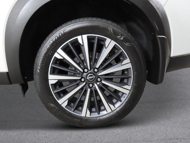 New 2026 Nissan Pathfinder Platinum AWD/4WD image 9