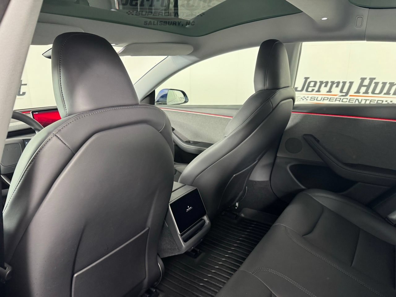 Used 2024 Tesla Model 3 Standard Range RWD image 28