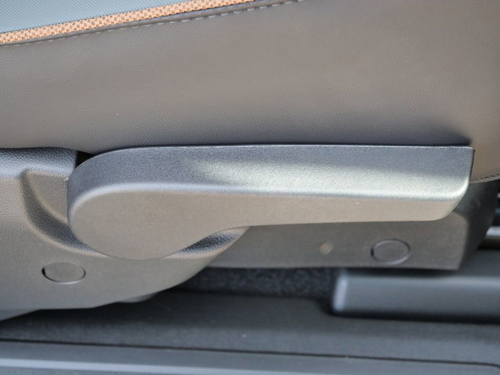 New 2026 GMC Acadia AT4 image 29